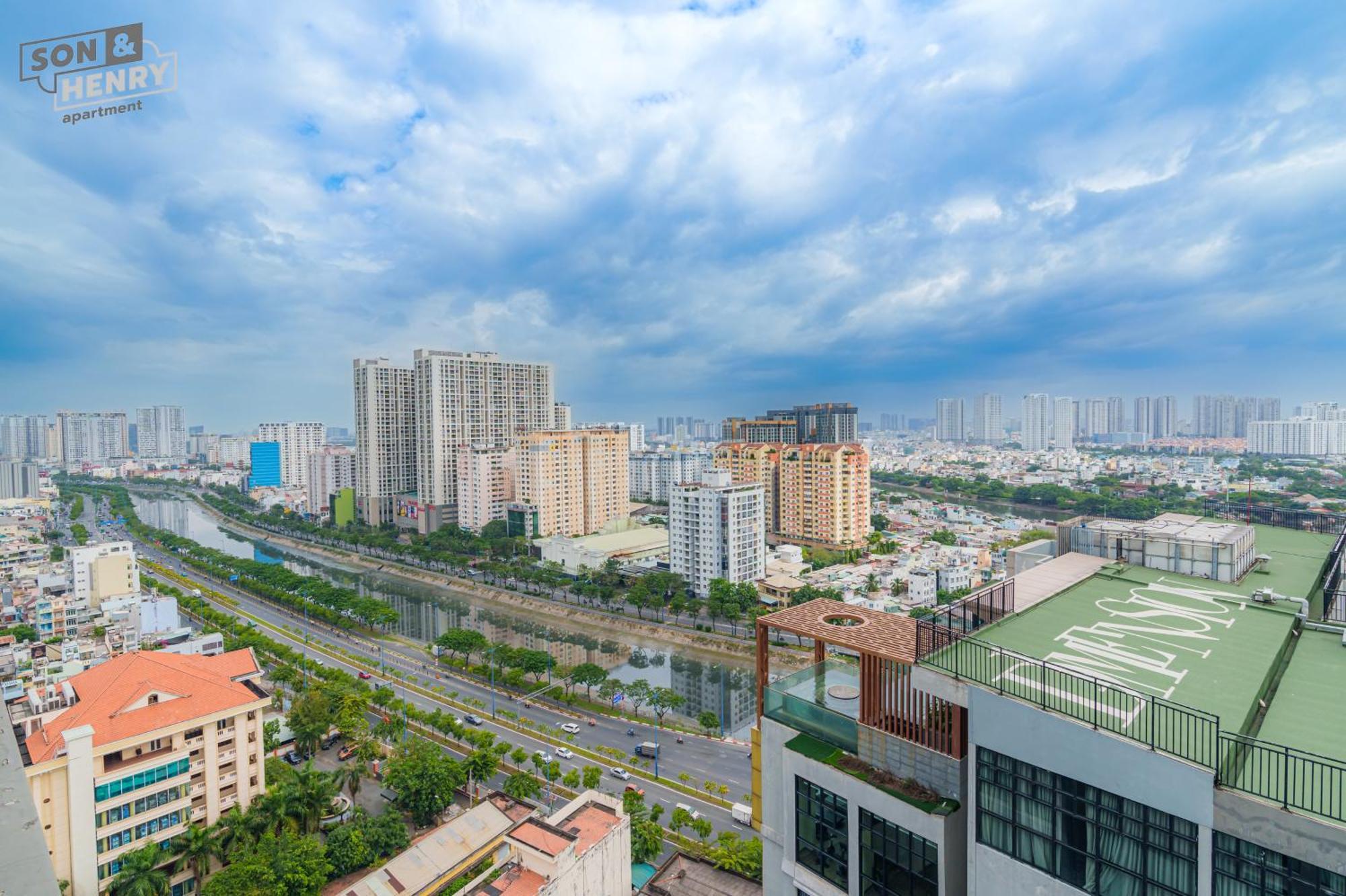 Апартаменты Son&Henry Zenity District 1 Хошимин Экстерьер фото