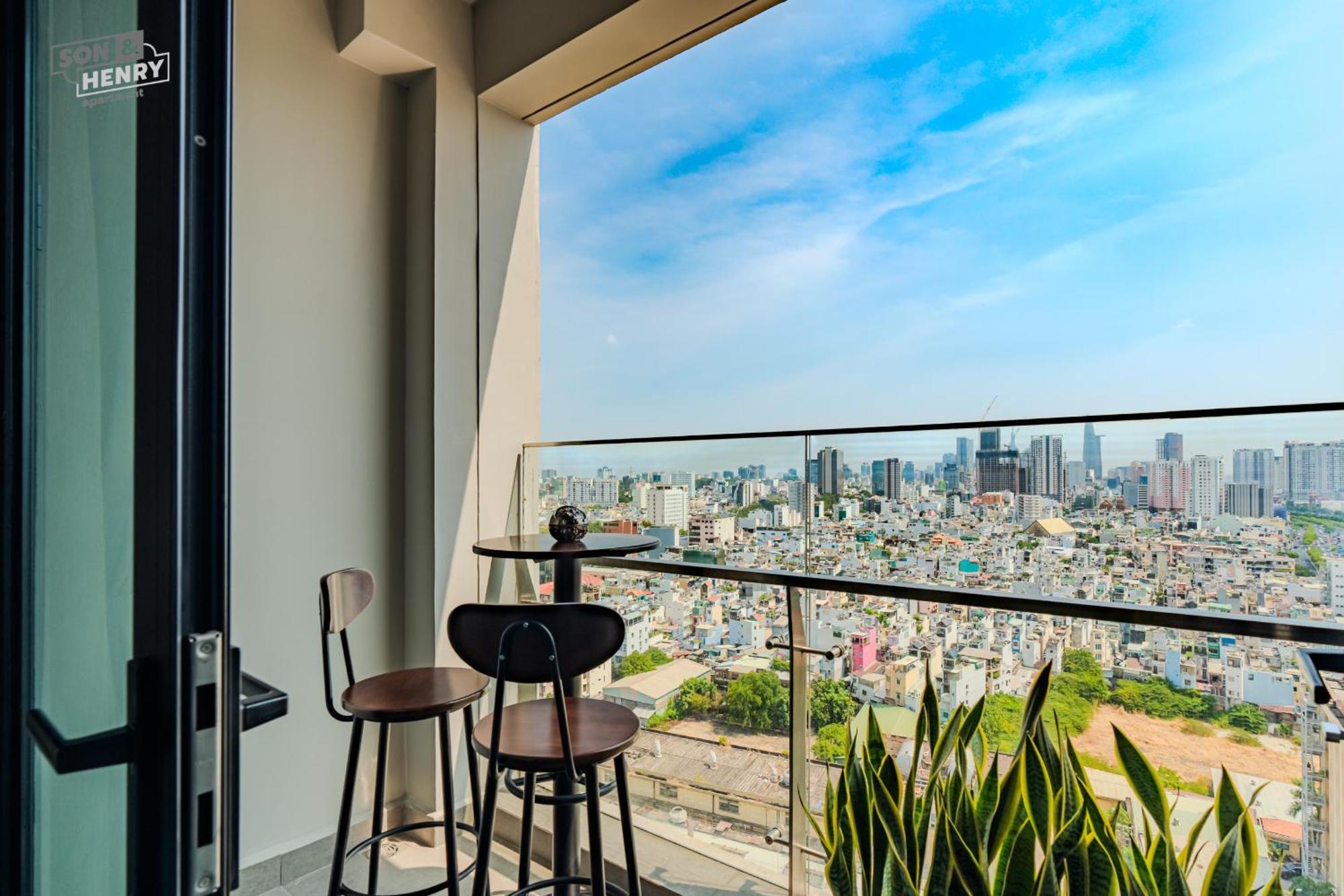Апартаменты Son&Henry Zenity District 1 Хошимин Экстерьер фото