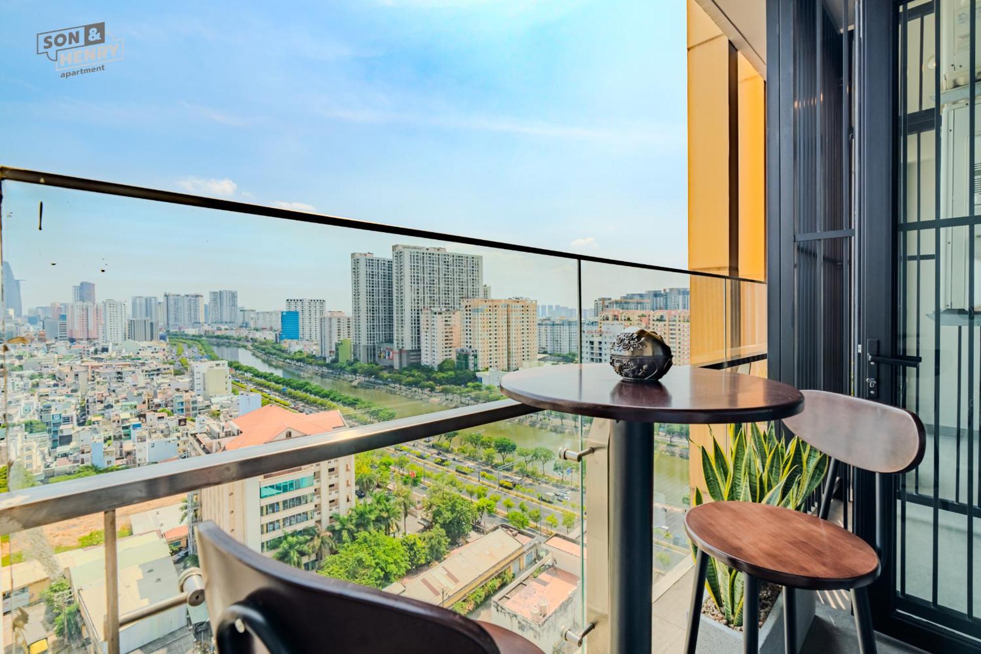 Апартаменты Son&Henry Zenity District 1 Хошимин Экстерьер фото